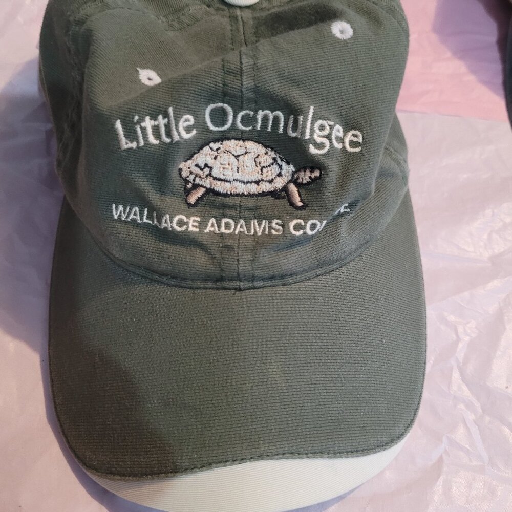 Green turtle golf course cap fitted  S/M